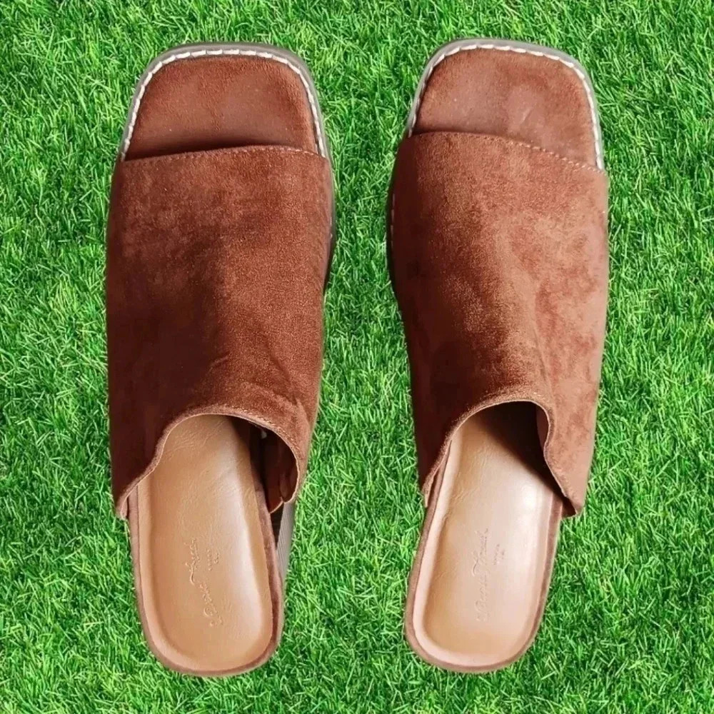 Universal Thread Platform Heels Mules Slip On Siz… - image 3